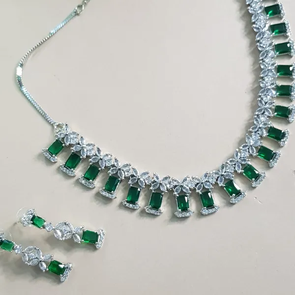 Green_Elegant_Design_Cubic_Stones_AD_Necklace_Set_For_Women