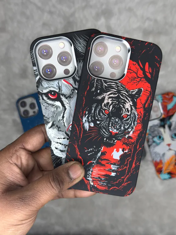AK_PREMIUM_Luxury_Designer_Printed_CarbonFiber_Case_for_iPhone_16_Pro_/_16_Pro_Max_|_Matte_Finish_|_Wild_Animal_&_Artistic_Back_Cover_|_Slim_Protective_Case