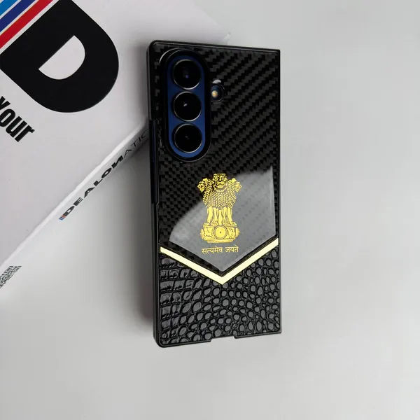 AK_PREMIUM_Satyamev_Jayate_Luxury_Carbon_Fiber_&_Genuine_Leather_Case_with_Metal_Frame_for_Samsung_Galaxy_Z_Fold_7_|_Executive_Protective_Back_Cover