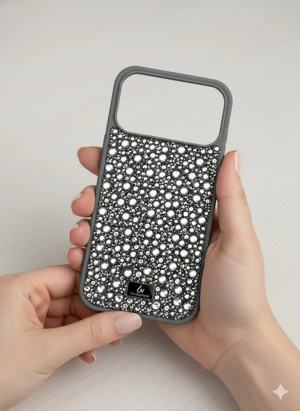 Silver_Diamond_Glitter_Case_For_I_Phone_17_Pro_Max,_Military_Grade_Protection,_Colors_Available,_Trending_Glitter_Case_(Silver,_Iphone_17_Pro_Max)