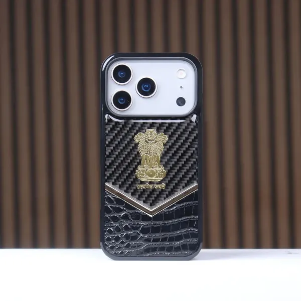 Luxury_Satyamev_Jayate_Carbon_Fiber_Leather_Case_for_Samsung_Galaxy_Z_Fold_7_|_Metal_Frame_Back_Cover_|_Premium_Ashoka_Emblem_Designer_Protective_Case