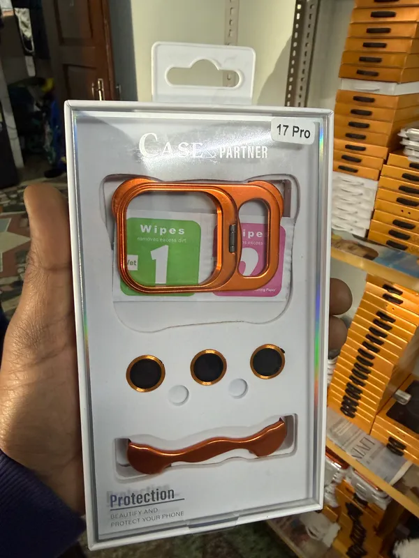 Premium_Metal_Camera_Frame_Case_for_iPhone_17_Pro_/_17_Pro_Max_–_Aluminum_Top_&_Bottom_Bumper_with_Lens_Protection_|_Orange_/_Blue_/_Silver