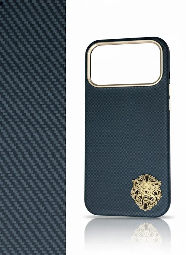 Navy_Blue_Luxury_Carbon_Fiber_Case_For_Iphone_17_Pro_Premium_Gold_Lion_Emblem_Design,_Checkered_Pattern