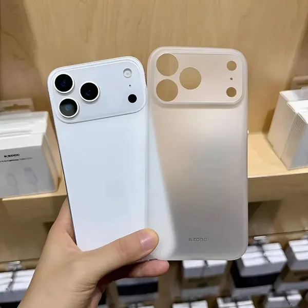 Ultra-Thin_Skin_Case_for_iPhone_17_Pro_/_Pro_Max_|_Matte_Frosted_Minimal_Back_Cover_|_Slim_Lightweight_Anti-Fingerprint_Soft_Case_|_Shock-Resistant_Precision_Fit