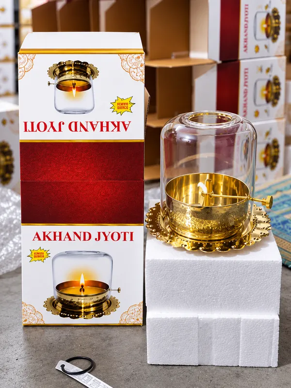 Brass_Akhand_Diya_with_Glass_Cover_–_500_ml