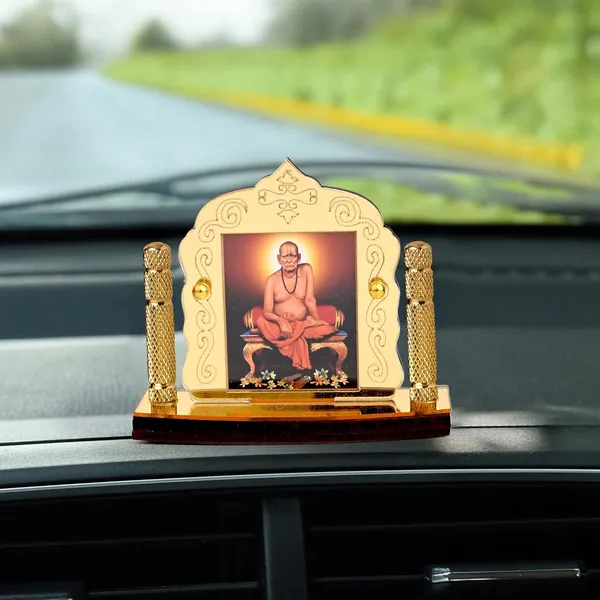 Swami_Samartha_Gold_Plated_Temple_Shaped_Idol_For_Car_Dashboard,_Home_Temple,_Office_Desk_&_Pooja
