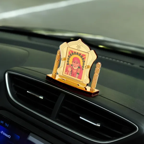Sai_Baba_Gold_Plated_Temple_Shaped_Idol_For_Car_Dashboard,_Home_Temple,_Office_Desk_&_Pooja
