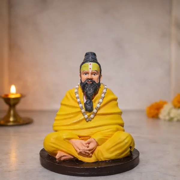 Premanand_Maharaj_Idol_Resin_Statue_for_Car_Dashboard_Home_Temple_Pooja_Room_Decor_Hand_Painted_Spiritual_Guru_Murti_for_Meditation_Space_Religious_Gift_Yellow_Saffron_Robe