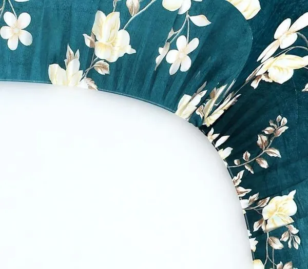 Multicolor_Woollen_Floral_Elastic_Fitted_Bed_Sheet_(_Thread_Count_240_)