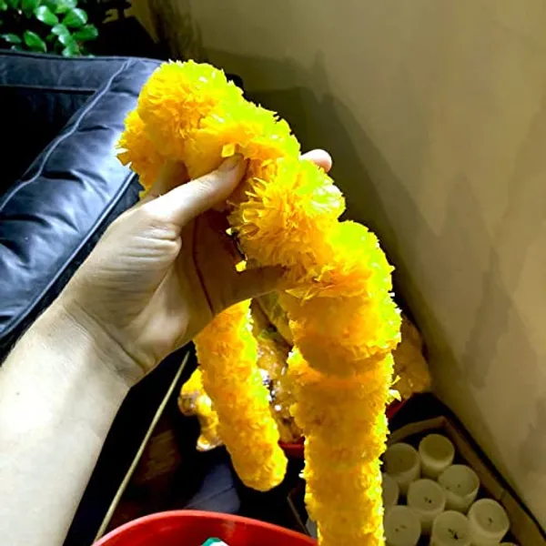 Yellow_Artificial_Flowers_Garlands_For_Decoration__(_4.5Ft_)