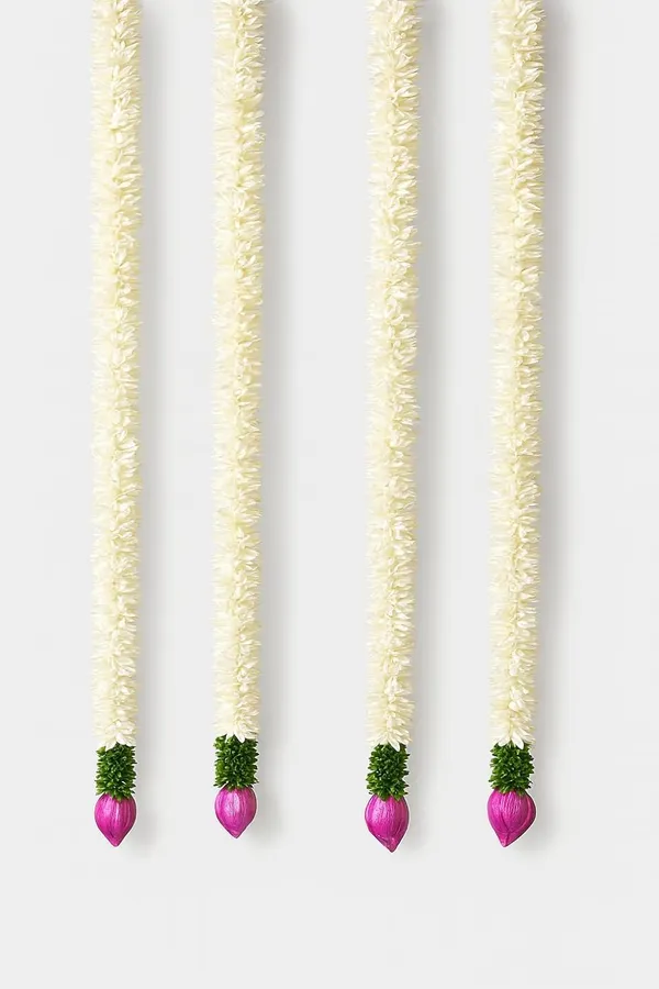 White_Garlands_Decorative_Hanging_For_Main_Door___(_4.2Ft_)