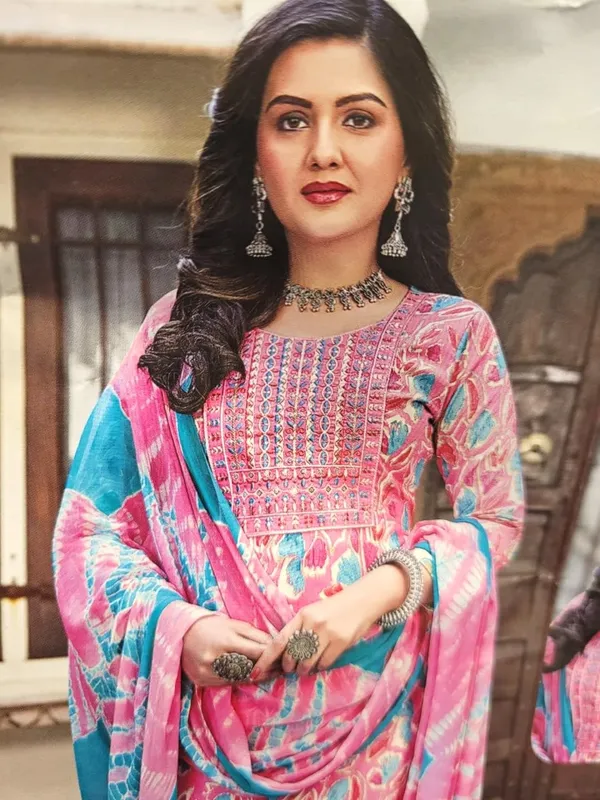 Pink_Shaded_Rayon_Cotton_Mix_3_Piece_Kurta_Pant_Dupatta_Set_For_Women