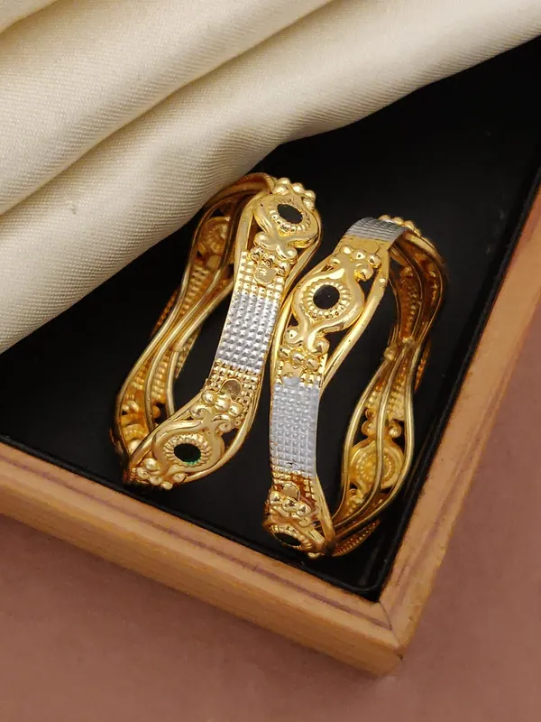 Gold-Plated_Elegant_CNC_Designer_BanglesFor_Women