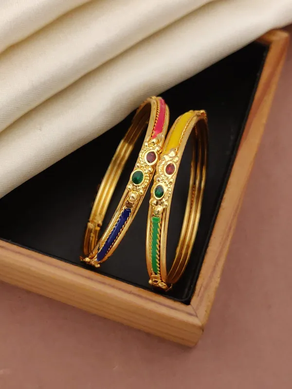 Gold-Plated_Elegant_CNC_Designer_BanglesFor_Women