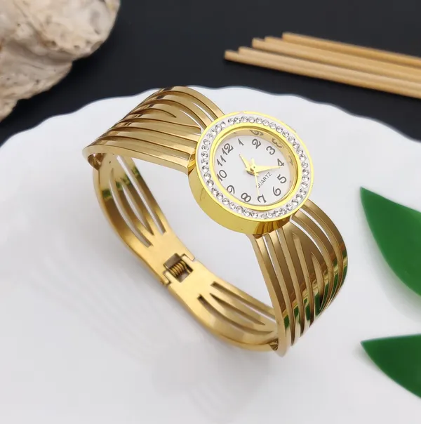 Anti-Tarnish_Gold-Plated_Crystal_Bezel_Wave-Design_Women_Bracelet_Watch