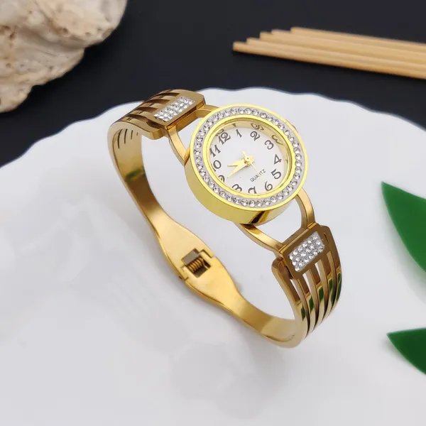 Anti-Tarnish_Gold-Plated_Crystal_Panel_Women_Bracelet_Watch