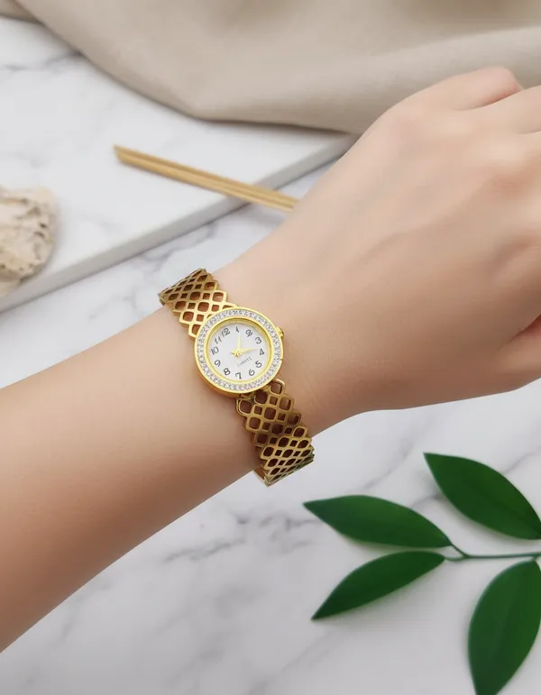 Anti-Tarnish_Gold-Plated_Lattice_Cutwork_Women_Bracelet_Watch