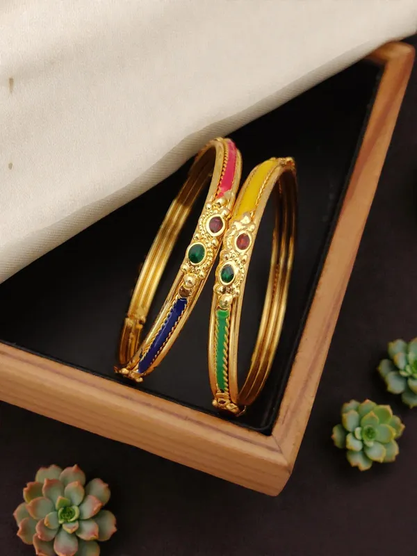 Gold-Plated_Elegant_CNC_Designer_BanglesFor_Women