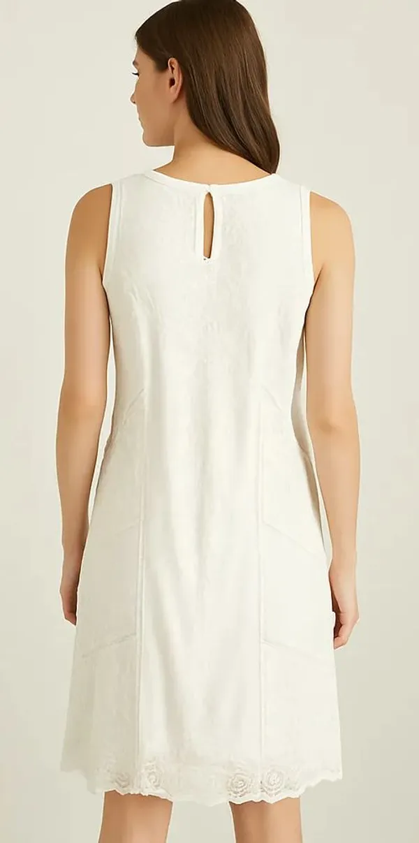 White_Cotton_Trendy_Western_Wear_Top_&_Tunic_For_Women