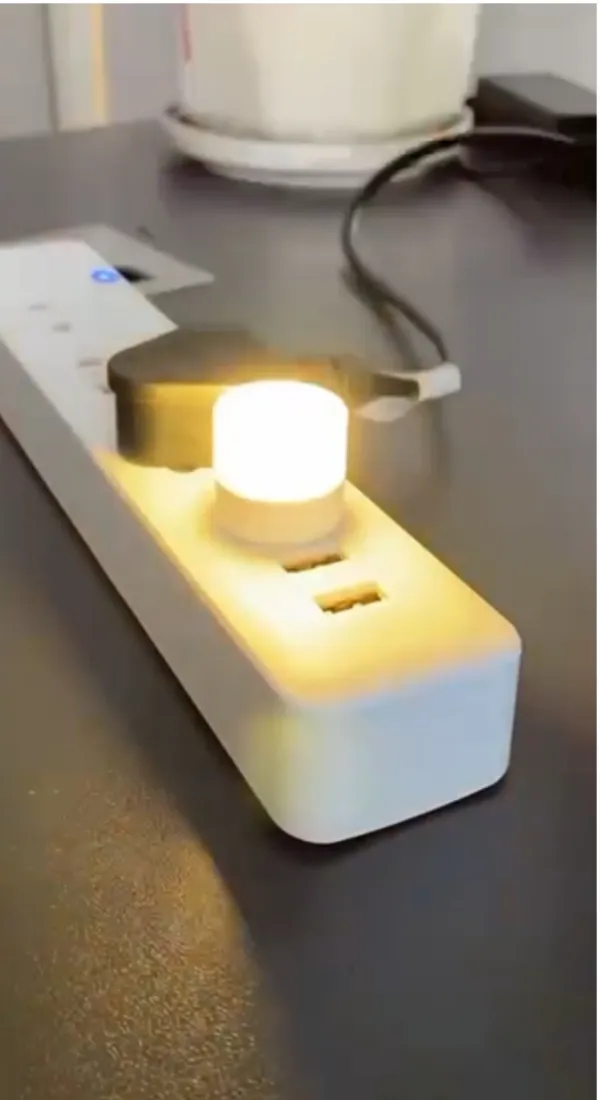Multicolor_Premium_Quality_Plastic_Usb_Bulb