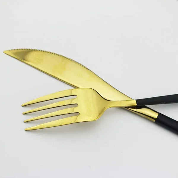 Black_Stainless_Steel_Butter_Knife_Premium_Dining_Spreader_Knife_For_Cold_Butter_Cheese_Jam_Spreads_Multi-Functional_Table_Knife_With_Built-In_Grater_Smooth_Spreader_Sturdy_Rust-Free_Dishwasher_Safe_Kitchen_Tool_(Butter_Knife-B_+)