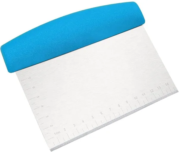 Blue_Stainless_Steel_Dough_Bench_Scraper_And_Cake_Cutter_Multi-Purpose_Kitchen_Baking_Tool_With_Measurement_Scale_Handle