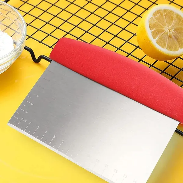 Red_Stainless_Steel_Dough_Bench_Scraper_And_Cake_Cutter_Multi-Purpose_Kitchen_Baking_Tool_With_Measurement_Scale_Handle