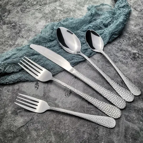 Silver_15-Piece_Hamme_Sterling_Flatware_Set_Premium_Stainless_Steel_Cutlery_Dishwasher_Safe_(Pack_Of_15)