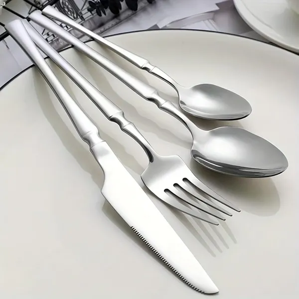 Silver_24-Piece_Stainless_Steel_Cutlery_Set_Service_For_6_Modern_Ware_With_Knife_Fork_And_Spoon_(_Set_Of_1(4Pcs))