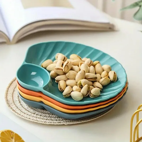 Green_Shell-Shaped_Dipping_Plates_Wheat_Straw_Material_4_Colours_Divided_Design_For_Sauces_And_Snacks_(Pack_Of_12)