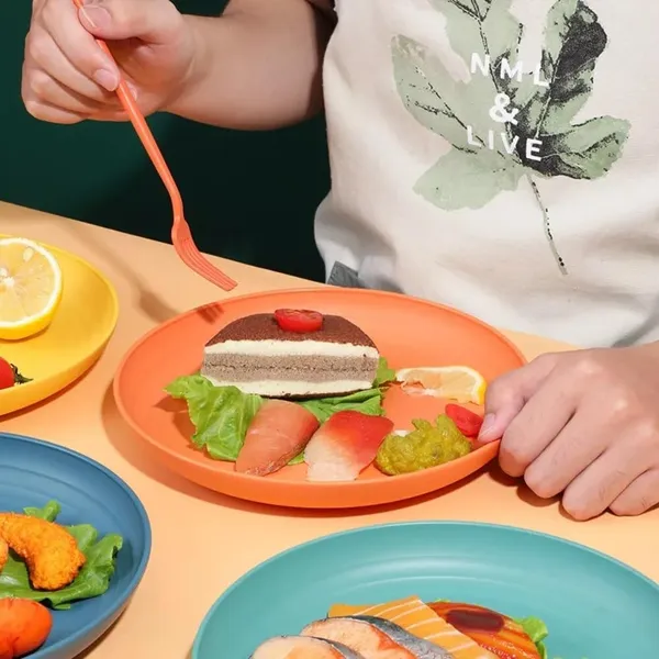 Orange_Wheat_Straw_Fibre_Dinner_Plates_Microwave_And_Dishwasher_Safe_Non-Toxic_Bpa-Free_Unbreakable_Stackable_(Pack_Of_4)