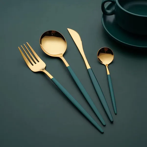 Gold_Stainless_Steel_Flatware_Cutlery_Set_Kitchen_Utensil_Set_With_Spoons_And_Forks_For_Kitchen_Forks_And_Spoons_Ware_(Pack_Of_4)