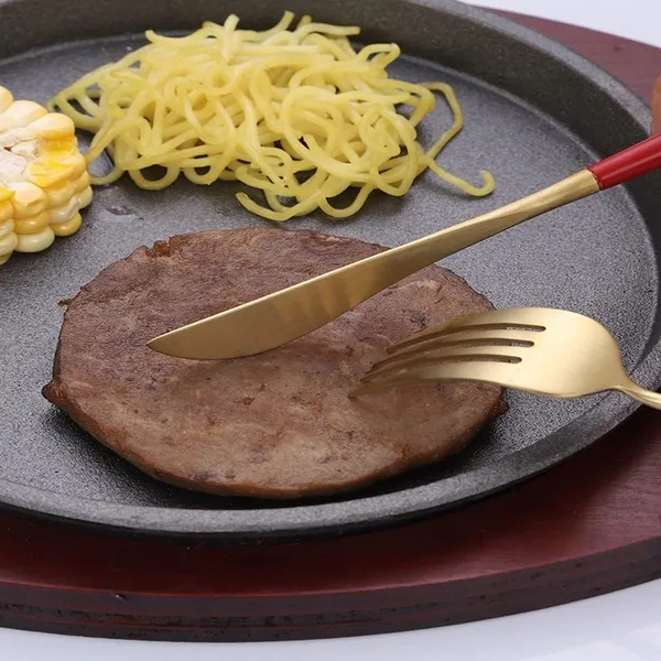 Gold_Stainless_Steel_Flatware_Cutlery_Set_Kitchen_Utensil_Set_With_Spoons_And_Forks_For_Kitchen_Forks_And_Spoons_Ware_(Pack_Of_4)