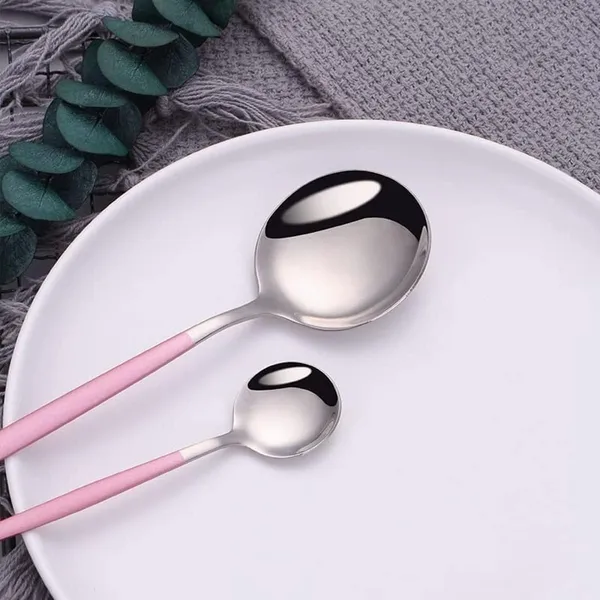 Silver_Stainless_Steel_Flatware_Cutlery_Set_Kitchen_Utensil_Set_With_Spoons_And_Forks_For_Kitchen_Forks_And_Spoons_Ware_(Pack_Of_4_)