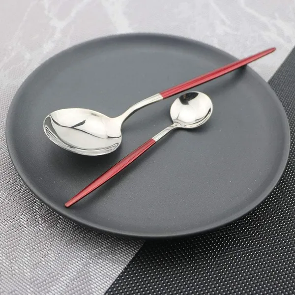 Silver_Stainless_Steel_Flatware_Cutlery_Set_Kitchen_Utensil_Set_With_Spoons_And_Forks_For_Kitchen_Forks_And_Spoons_Ware