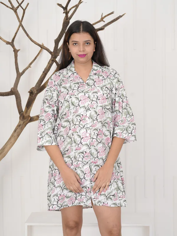 Multicolour_100%_Cotton_Premium_&_Elegant_Block_Print_Sleep_Shirt_For_Women