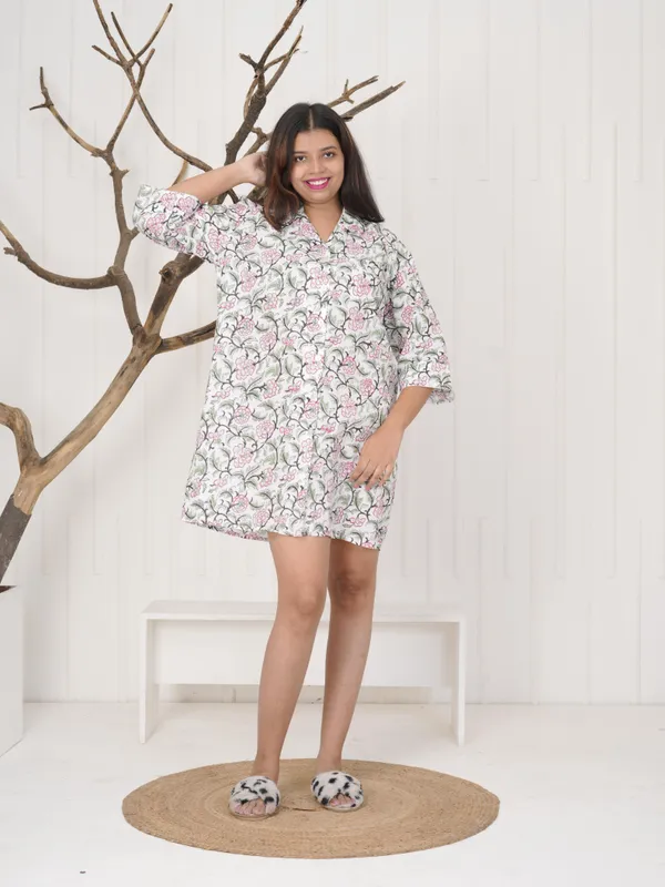 Multicolour_100%_Cotton_Premium_&_Elegant_Block_Print_Sleep_Shirt_For_Women