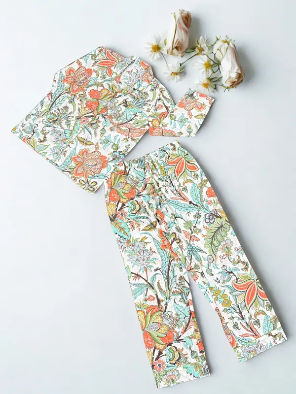 Multicolour_100%_Cotton_Premium_&_Elegant_Pajama_Set_For_Women
