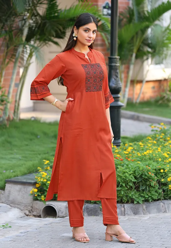 Red_Viscos_Rayon_Kurta_With_Trouser_For_Women-SAMYAA