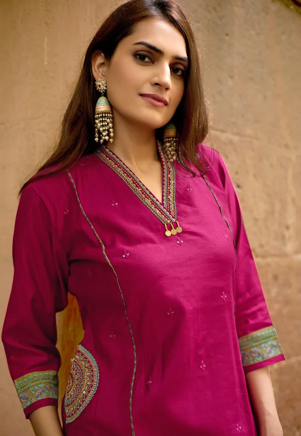 Pink_Ethnic_Motifs_Embroidered_Regular_Thread_Work_Chanderi_Silk_Kurta_With_Palazzos_&_With_Dupatta_For_Women-CHITRANGANA