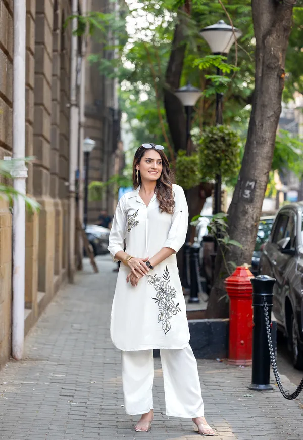 White_Rayon_Print_Kurta_With_Palazzo_For_Women-ESHANI