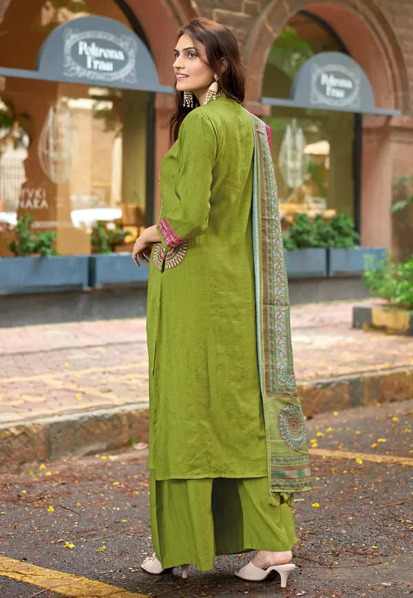 Green_Ethnic_Motifs_Embroidered_Regular_Thread_Work_Chanderi_Silk_Kurta_With_Palazzos_&_With_Dupatta_For_Women-_CHITRANGANA