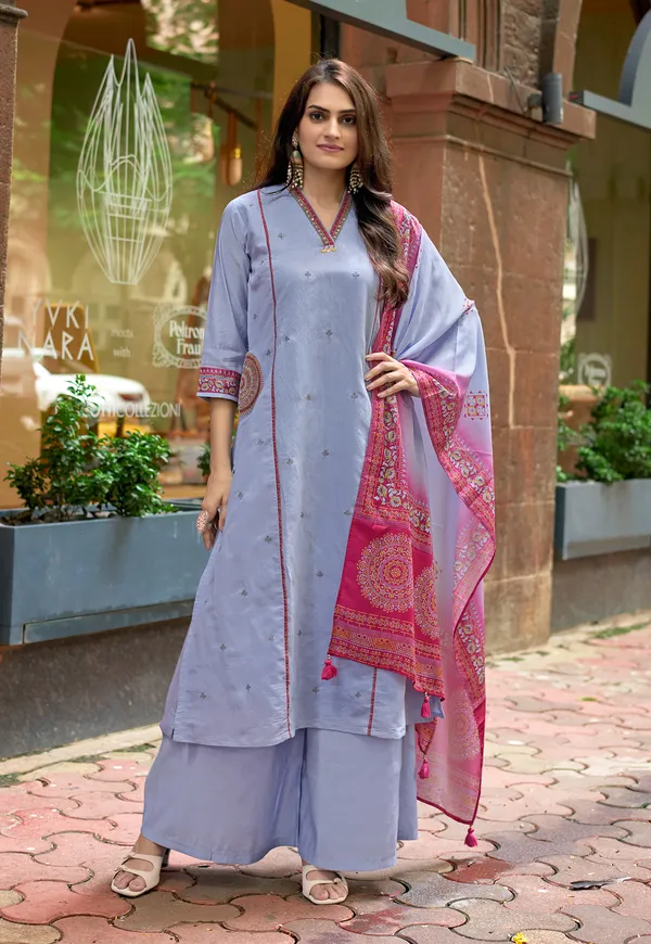 Lavender_Ethnic_Motifs_Embroidered_Regular_Thread_Work_Chanderi_Silk_Kurta_With_Palazzos_&_With_Dupatta_For_Women-CHITRANGANA