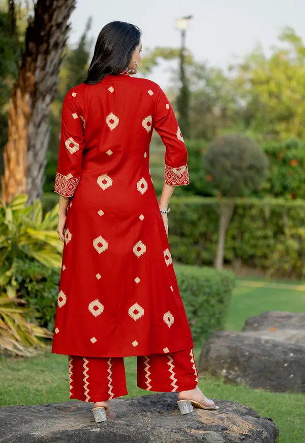 Red_Rayon_Print_Kurta_With_Palazzo_For_Women-VITARA