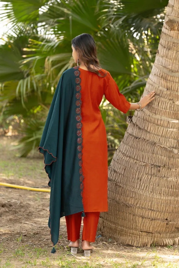 Red_Thread_&_Hand_Work_Viscose_Weaving_Kurta_With_Trouser_&_Dupatta_For_Women-ELITE