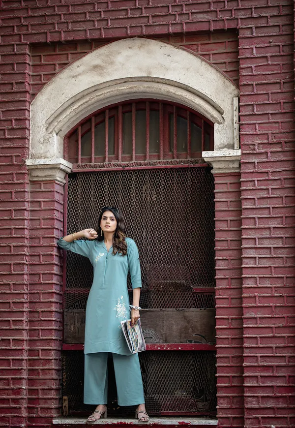 Blue_Rayon_Print_Kurta_With_Palazzo_For_Women-ESHANI