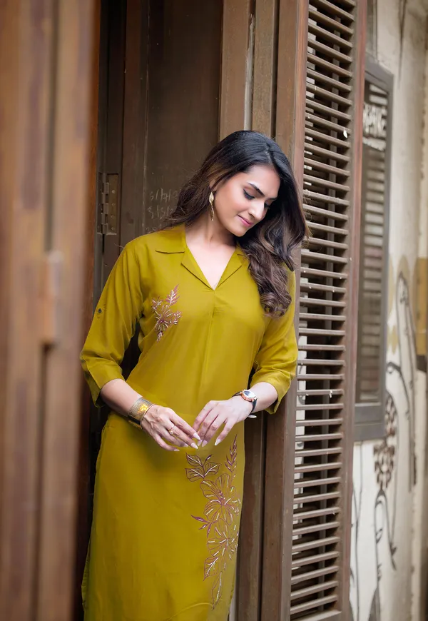 Green_Rayon_Print_Kurta_With_Palazzo_For_Women-ESHANI