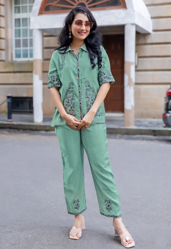 Embroidered_Shirt_Collar_Shirt_&_Trousers_Co-Ords-COOLLINE