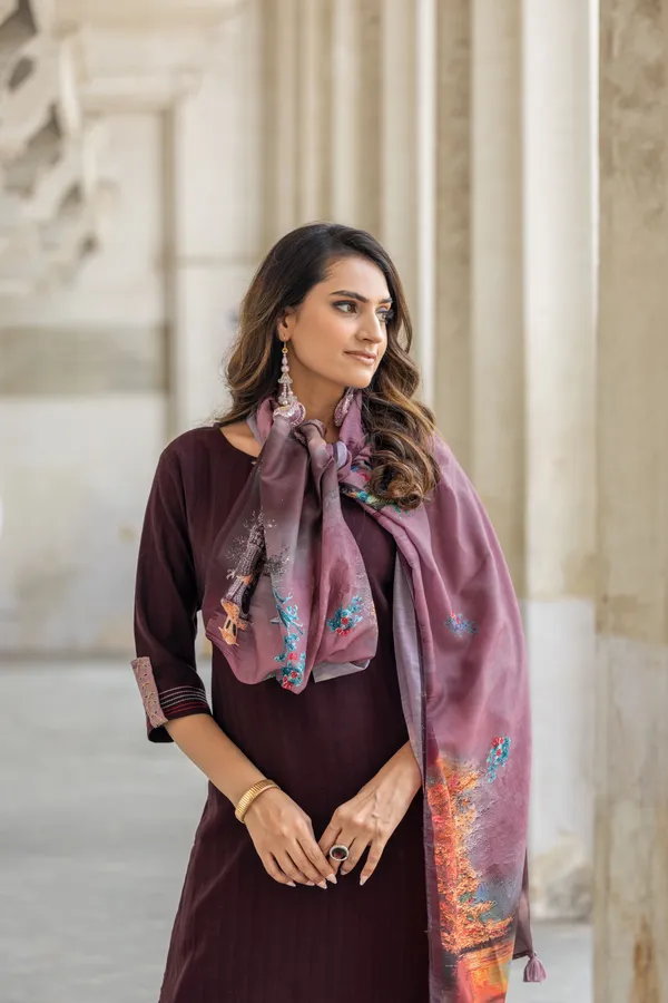 Floral_Embroidered_Straight_Kurta_With_Trousers_&_Dupatta-OD-14
