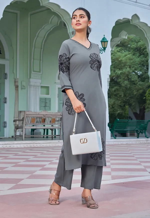Floral_Embroidered_V-Neck_Thread_Work_Straight_Kurta_With_Trousers-RAMYAA